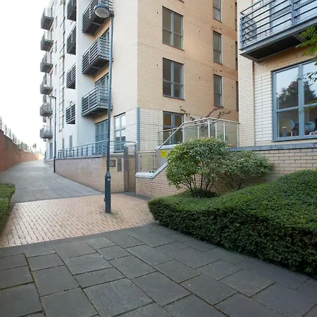 The Balmoral -leeds Stunning & Contemporary * Leeds (West Yorkshire)